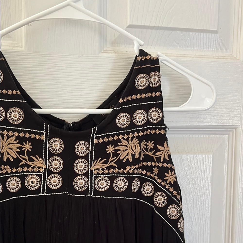 Black Sleeveless Dress with Embroidered Details